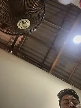 Snapshot of Rishwithr chatting on 10-12-25, 07:29 Rishwithr online show from 10-12-25, 07:29