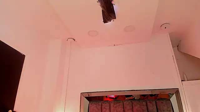 Snapshot of Morgan_Wright chatting on 02-21-25, 12:16 Morgan Wright online show from 02-21-25, 12:16