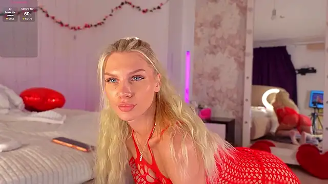 Nicole Hampton online show from 03-18-26, 03:26