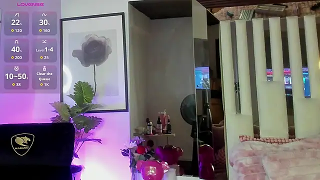 Snapshot of Cloee_Rainbow1 chatting on 09-16-25, 12:06 Cloee Rainbow1 online show from 09-16-25, 12:06