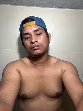 Snapshot of Jeter95 chatting on 02-09-26, 04:27 Jeter95 online show from 02-09-26, 04:27