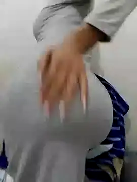 Snapshot of Nihal-68 chatting on 03-08-25, 08:14 Nihal-68 online show from 03-08-25, 08:14