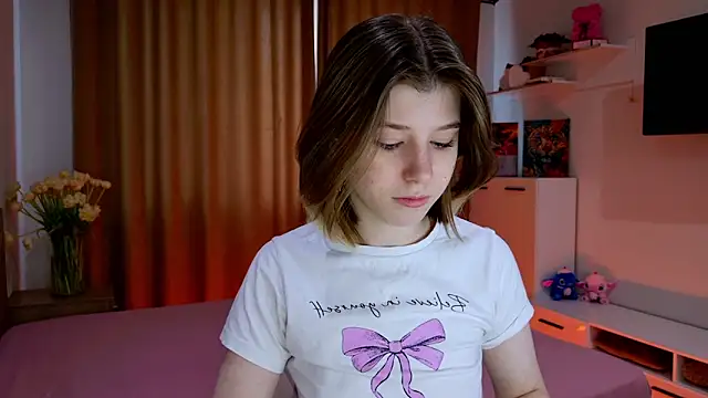 Bella amory online show from 02-20-26, 01:44