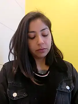 Snapshot of MaiPandora chatting on 09-26-25, 06:34 MaiPandora online show from 09-26-25, 06:34