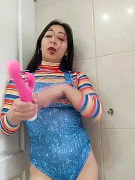 Snapshot of MaiPandora chatting on 10-31-25, 10:00 MaiPandora online show from 10-31-25, 10:00