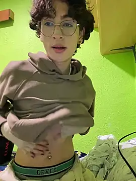 stormmart18 online show from 02-11-25, 04:35