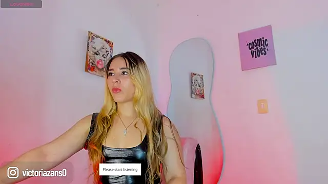 Snapshot of Vickyallien chatting on 04-18-26, 03:05 Vickyallien online show from 04-18-26, 03:05