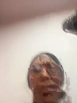 Snapshot of Venus_Day chatting on 02-08-25, 01:43 Venus Day online show from 02-08-25, 01:43