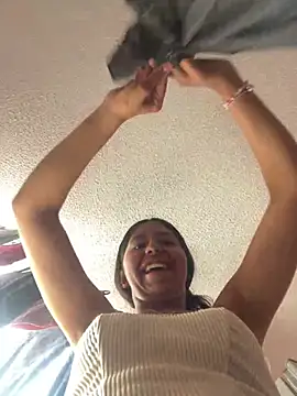 Snapshot of Venus_Day chatting on 02-08-25, 04:36 Venus Day online show from 02-08-25, 04:36