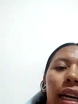 Snapshot of Venus_Day chatting on 02-18-25, 03:42 Venus Day online show from 02-18-25, 03:42