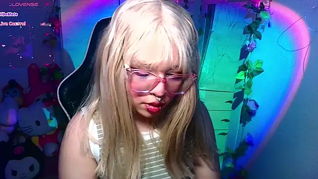 Snapshot of BunnyLilith_ chatting on 09-13-25, 11:59 BunnyLilith  online show from 09-13-25, 11:59