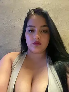 Snapshot of Sahanaprincessll chatting on 10-23-25, 03:44 Sahanaprincessll online show from 10-23-25, 03:44