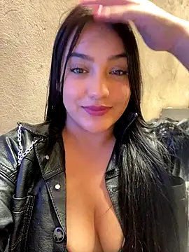 Snapshot of Sahanaprincessll chatting on 11-27-25, 04:20 Sahanaprincessll online show from 11-27-25, 04:20