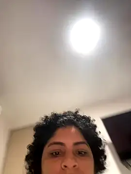 Tana latin online show from 10-11-25, 02:22