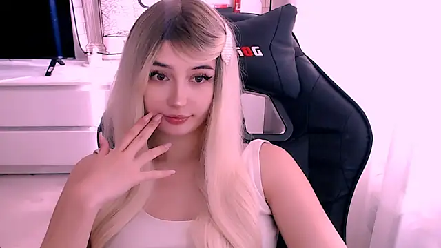 beauty blonde online show from 10-12-25, 05:50