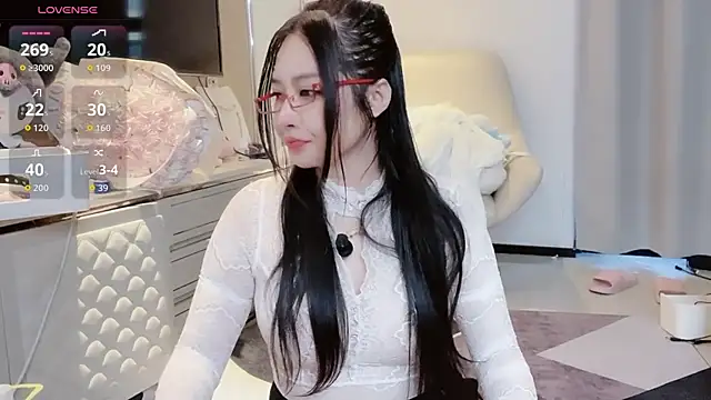 Snapshot of Moonccoi chatting on 10-02-25, 11:12 Moonccoi online show from 10-02-25, 11:12