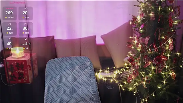 Snapshot of Moonccoi chatting on 03-09-26, 11:25 Moonccoi online show from 03-09-26, 11:25