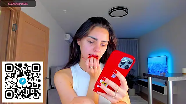 EmiliaZen online show from 11-09-25, 04:49