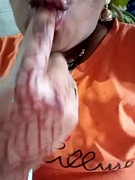 sonicute08 online show from 09-17-25, 04:58