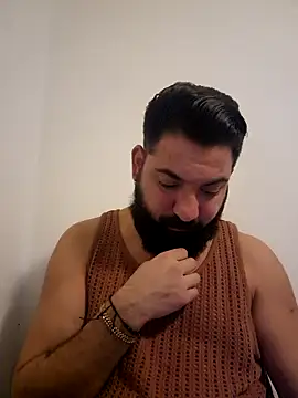 Snapshot of Armand66_ chatting on 02-05-25, 09:40 Armand66  online show from 02-05-25, 09:40