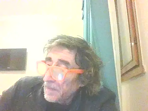 Snapshot of eccomi6996 chatting on 12-02-25, 08:26 eccomi6996 online show from 12-02-25, 08:26
