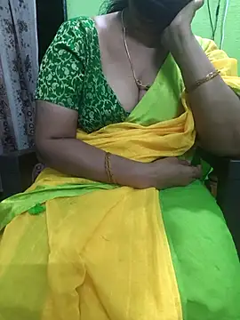 Snapshot of niiveditha chatting on 12-04-25, 03:10 niiveditha online show from 12-04-25, 03:10