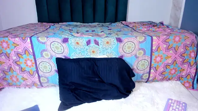 Snapshot of AbbyHill- chatting on 03-08-25, 08:25 AbbyHill- online show from 03-08-25, 08:25