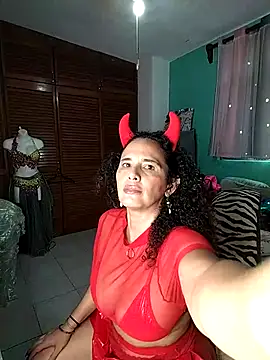 Snapshot of Shakirita chatting on 10-27-25, 08:57 Shakirita online show from 10-27-25, 08:57