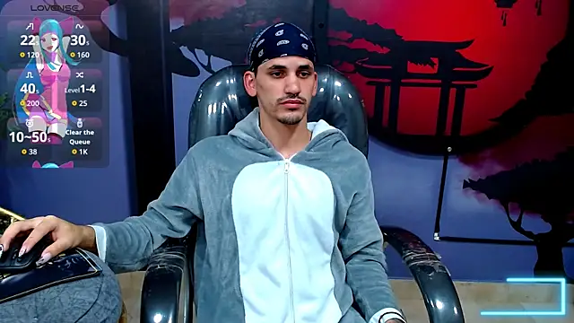 Dirty Kingg online show from 10-22-25, 03:18