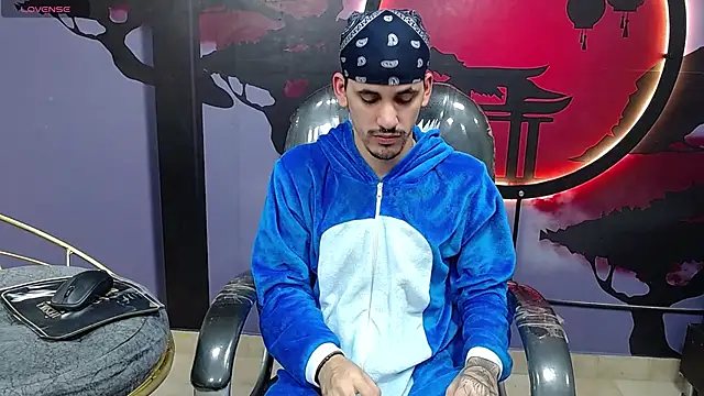 Dirty Kingg online show from 10-28-25, 08:44