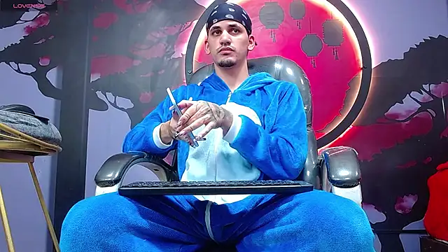 Dirty Kingg online show from 11-04-25, 08:19