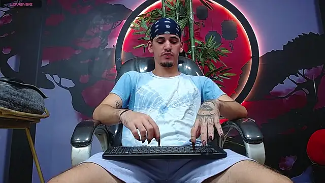 Dirty Kingg online show from 11-17-25, 08:03