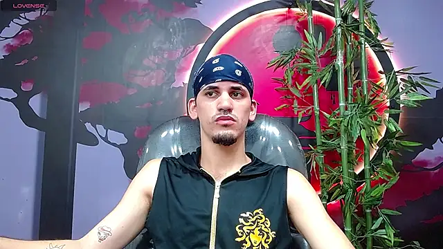 Dirty Kingg online show from 11-24-25, 07:57