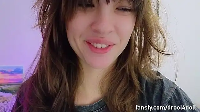 Snapshot of DemiDee chatting on 05-27-26, 07:44 DemiDee online show from 05-27-26, 07:44