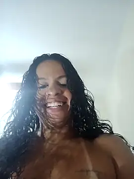 Snapshot of amanda19322 chatting on 04-30-26, 04:13 amanda19322 online show from 04-30-26, 04:13