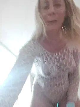 visnjica online show from 04-02-26, 02:04