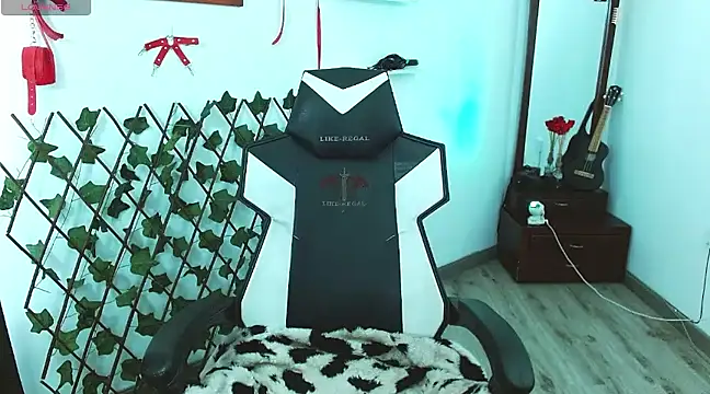 imcleo xoxo online show from 02-25-25, 01:39