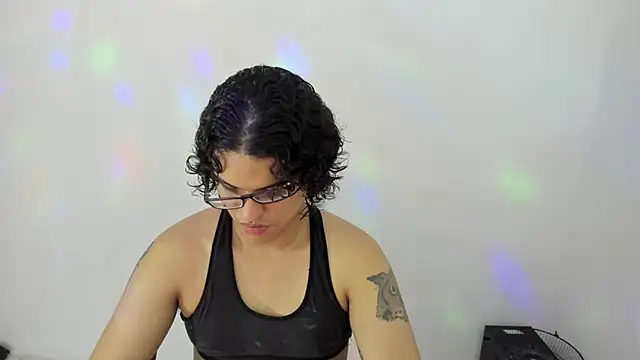 Diane blossom online show from 10-15-25, 06:19