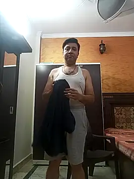 innocentboy1987 online show from 03-11-26, 03:34