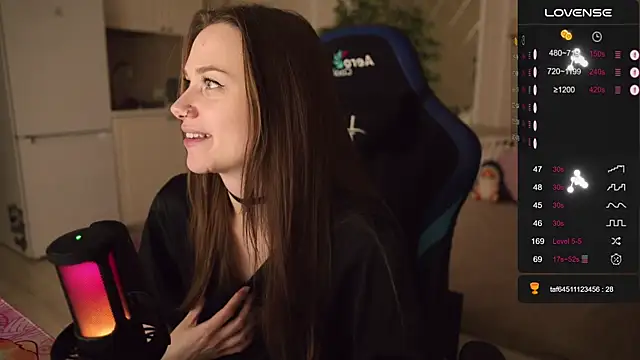 alexa feels  online show from 10-12-25, 04:17