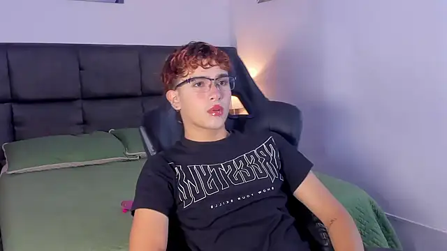 Aiiden 15 online show from 09-16-25, 11:55