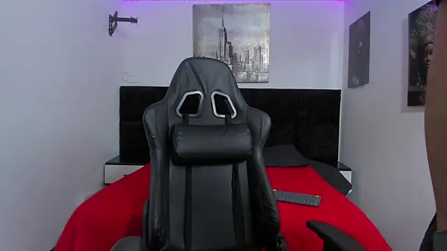 Aiiden 15 online show from 09-19-25, 12:17