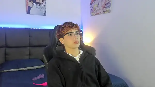 Aiiden 15 online show from 10-14-25, 12:06