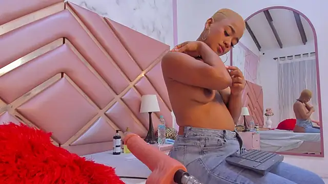 AgathaBladee online show from 11-16-25, 01:55