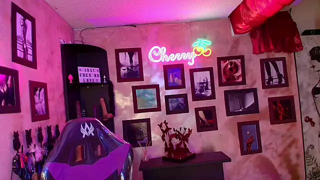 cherryy bombshelll online show from 09-13-25, 05:57