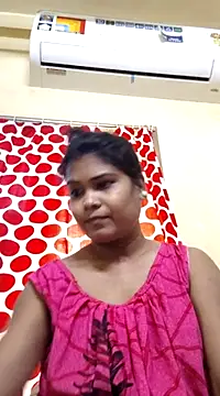 Snapshot of BOLDBEAUTY09 chatting on 02-14-25, 07:07 BOLDBEAUTY09 online show from 02-14-25, 07:07
