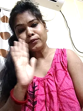 Snapshot of BOLDBEAUTY09 chatting on 02-16-25, 02:31 BOLDBEAUTY09 online show from 02-16-25, 02:31