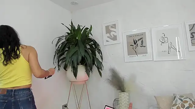 mariia juana  online show from 02-16-25, 11:59