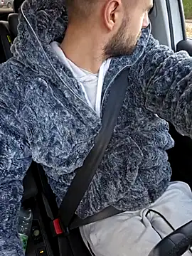 ademandjulia online show from 02-28-26, 11:33