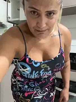 Snapshot of Gabyseex chatting on 04-04-26, 03:49 Gabyseex online show from 04-04-26, 03:49